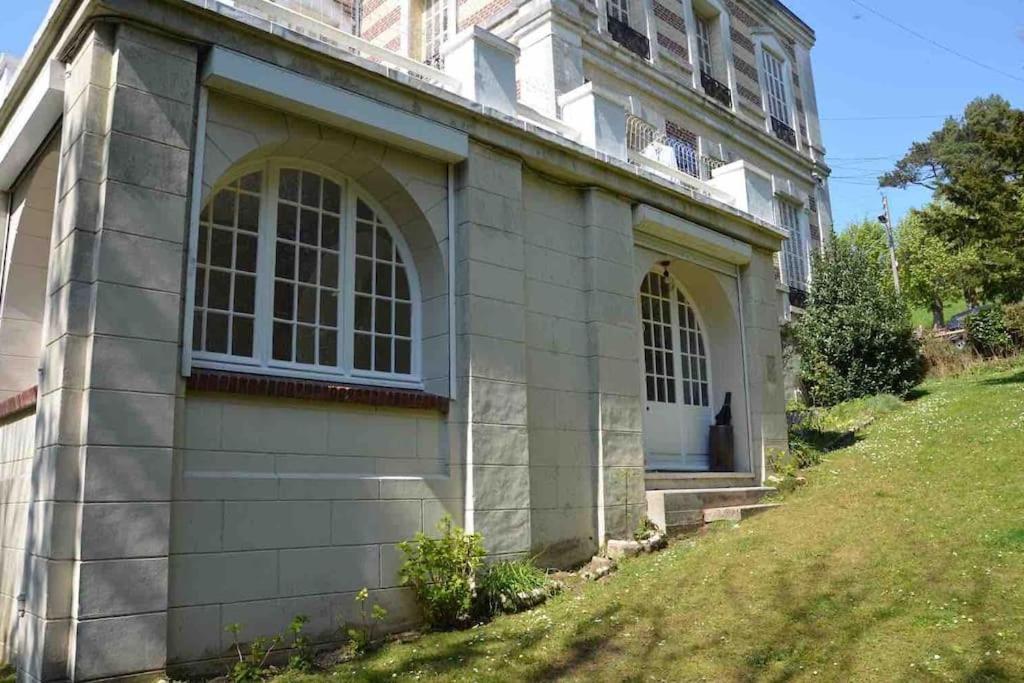 Escale Caux Cooning**** Charme Et Balneo Etretat Lägenhet Exteriör bild